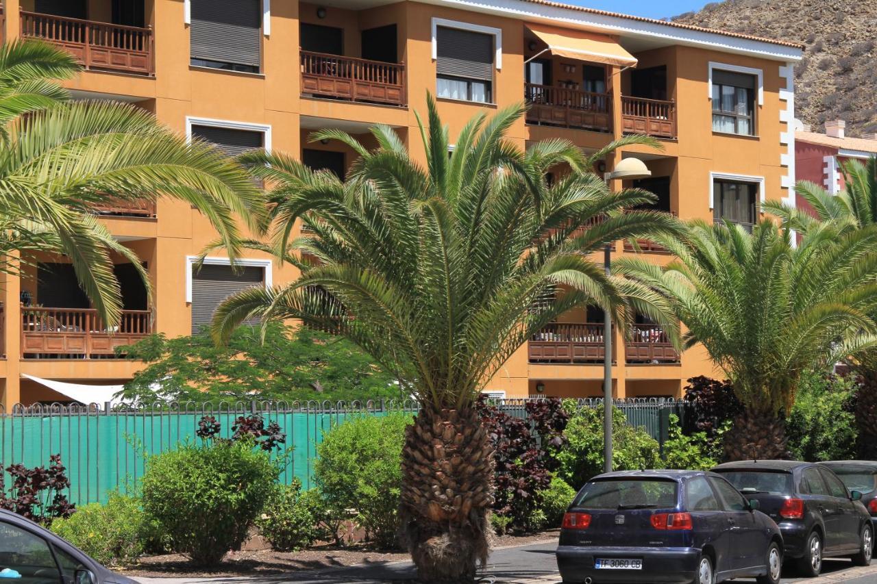 Spacious Apartment With Large Private Garden In Palm Mar Eksteriør bilde